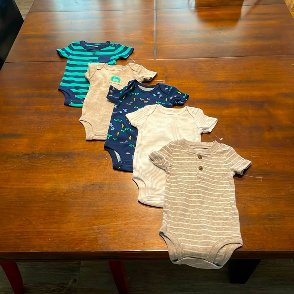 Simple Joy onsies 5 pack for boys 0-3 months